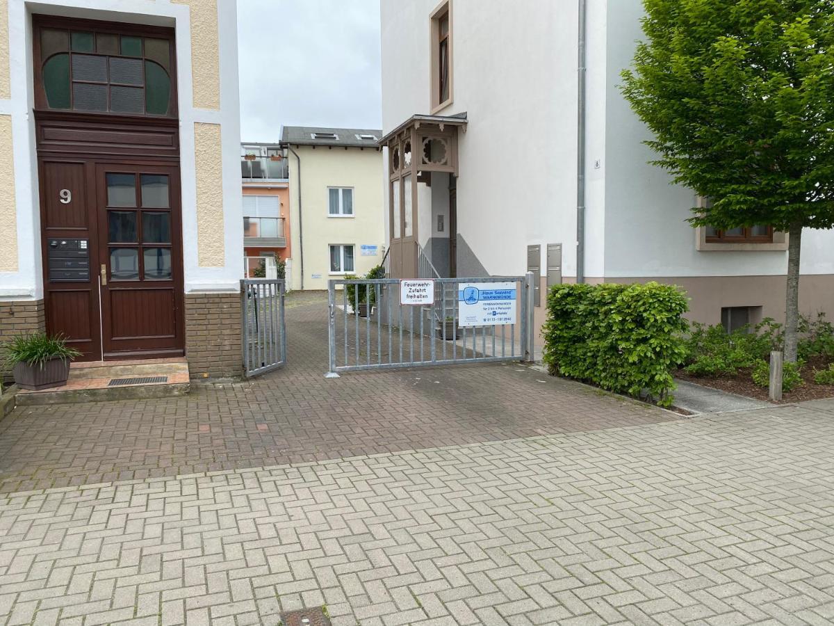 Haus Seewind Warnemuende روستوك المظهر الخارجي الصورة